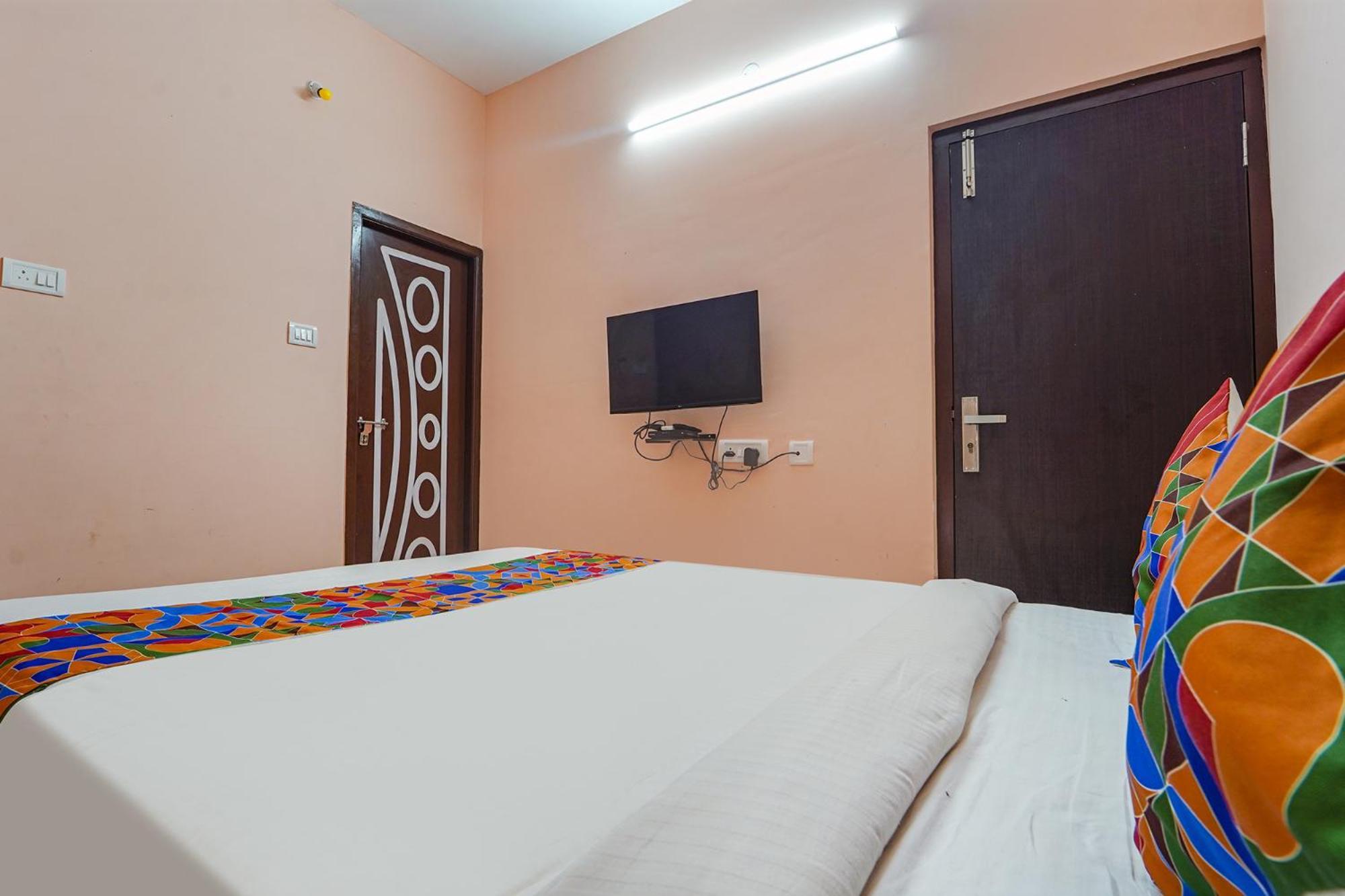 Fabexpress Its South East Residency Hotel Siruseri Luaran gambar