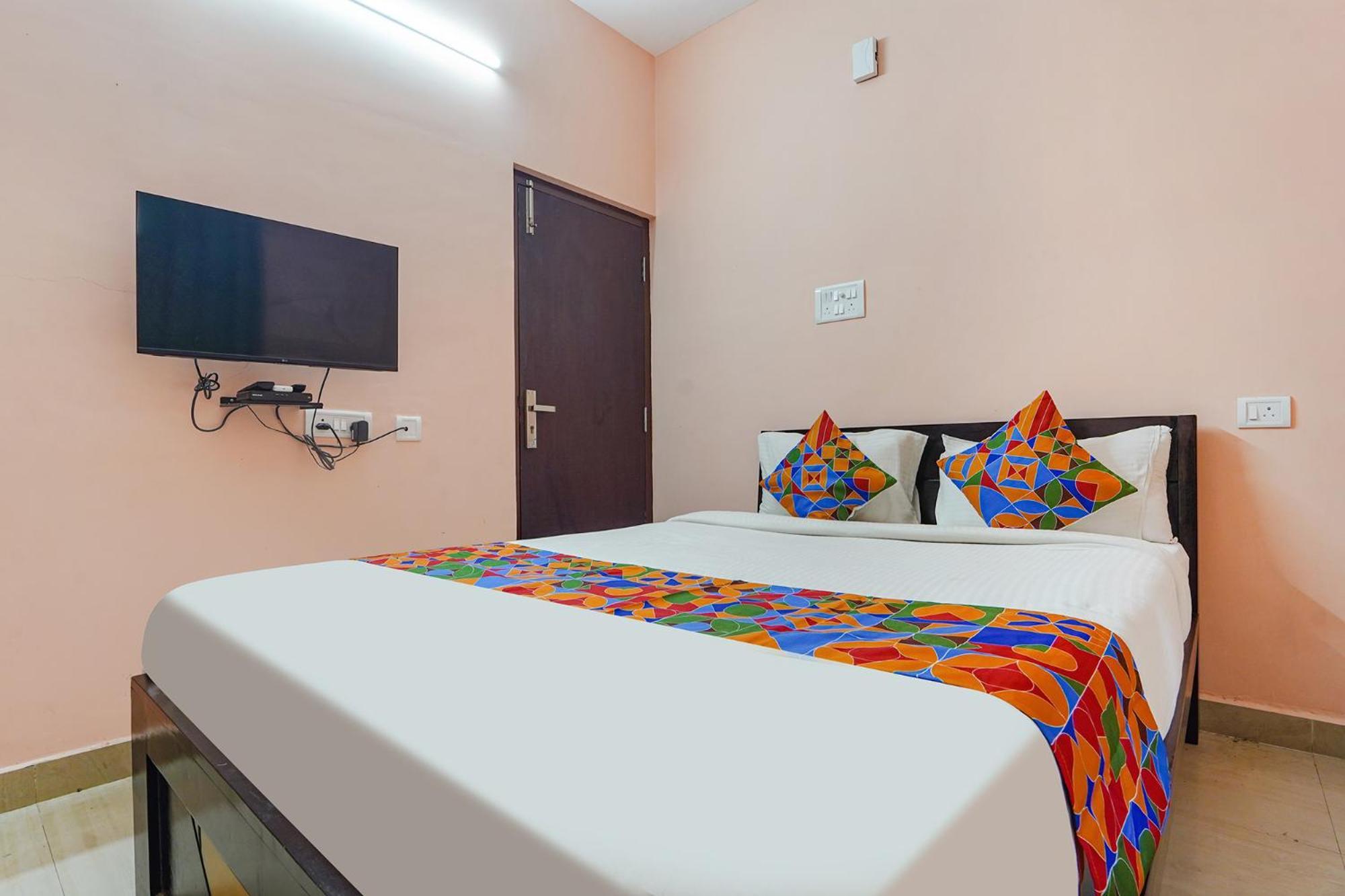 Fabexpress Its South East Residency Hotel Siruseri Luaran gambar