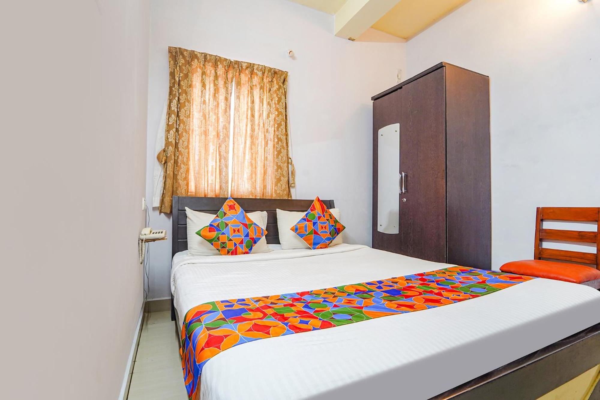 Fabexpress Its South East Residency Hotel Siruseri Luaran gambar